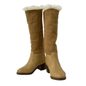 CHANEL Light Brown Mouton Leather Women's Boots bran-562-090325
